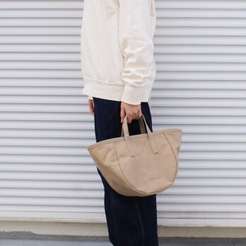 ラウンドトート（ベージュ）