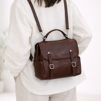 【本革リュック】★新作キャンペーン中！★2way小型レザーリュック｜手提げ・バックパック｜3層構造｜男女兼用デザイン