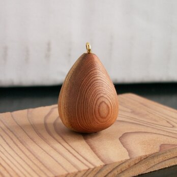 屋久杉　無垢　ペンダント　ストラップ　飾り「しずく」年輪細かい　世界遺産　K564