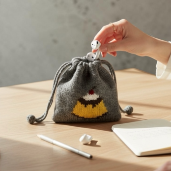 手編みのプリンミニ巾着グレー/シェットランドウール