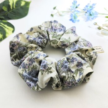 リバティセリーヌのキラキラシュシュ