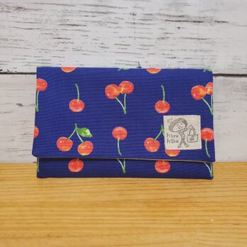ぴったりが嬉しい！スリム通帳ケース サクランボ柄
