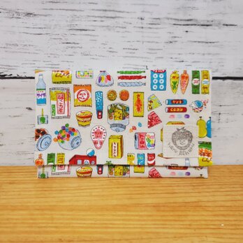 ぴったりが嬉しい！スリム通帳ケース  駄菓子柄