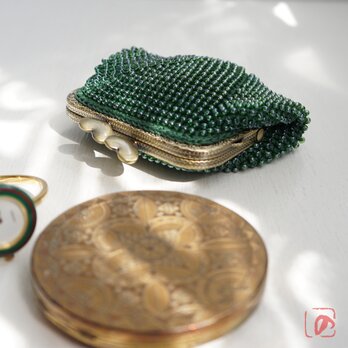 ばあば作♡♡総ガラスビーズのスクエアがま口（trèfle・2142）