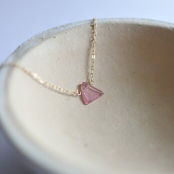 三角トルマリンのネックレス（14kgf）