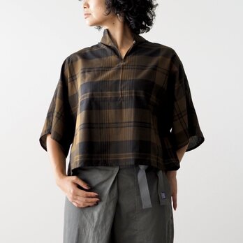 サロンで作ったショート丈のドロップシャツ