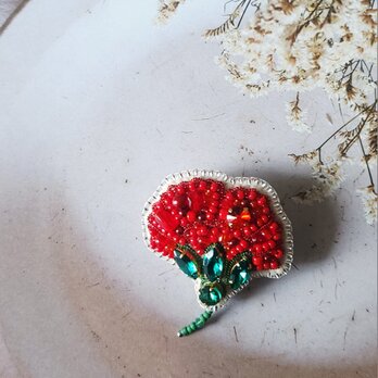 『母の日ギフト』カーネーションのきらきらビーズブローチ