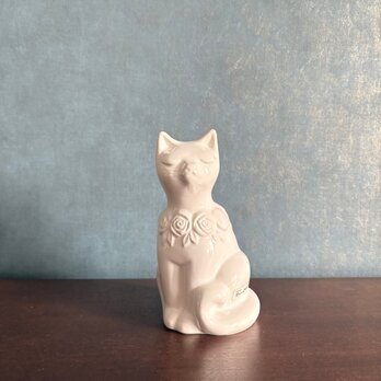 Rosa Ljung vintage cat figurine  ロサユング 目を瞑ったおすまし猫のフィギュリン