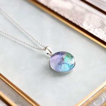 レジンアート　ラウンドペンダント〈植物図鑑〉