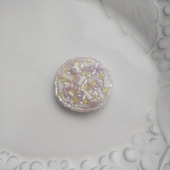 刺繍ブローチ　春色