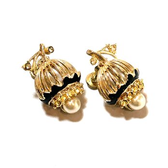 Coro Black Enamel Floral Pearl Vintage Earrings
