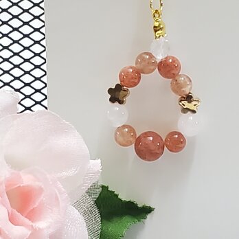 【サンストーンとローズクォーツのストラップ】天然石＊可愛いお花チャーム＊恋愛アップ＊お守りストラップ＊スマホストラップ