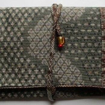 ８６９４　着物を組み合わせて作った和風財布・ポーチ　