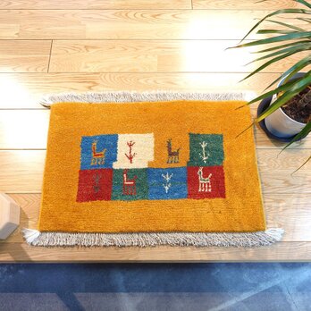 ペルシャ　ダバールギャッベ　玄関マット　ラグ　59×38㎝　横柄　パネル柄　黄金色　D223