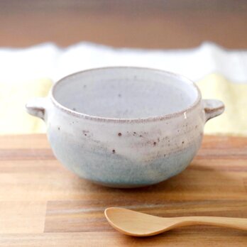 白釉と水色釉薬の耳付きボウル ＊ ２