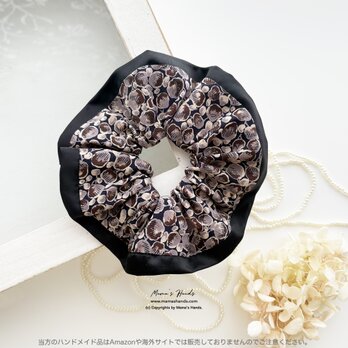 《大人ドット バイカラー》☘️ベージュ 黒 ブラック 水玉 シュシュ ヘアゴム