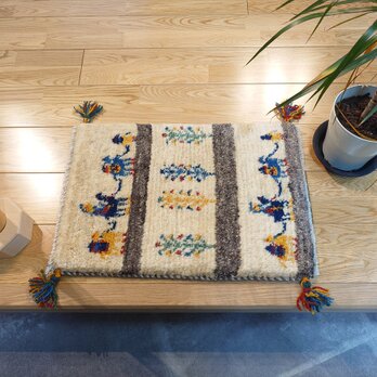 ペルシャ　ギャッベ　玄関マット小　ラグ　58x40cm　茜色　ラクダ　NN19518