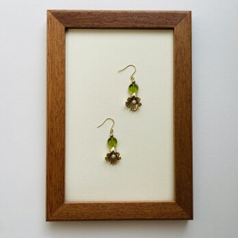 ー揺れるピアスー／garden ーｶﾞｰﾃﾞﾝー ／SUS316Lｻｰｼﾞｶﾙｽﾃﾝﾚｽ／ｺﾞｰﾙﾄﾞ p00