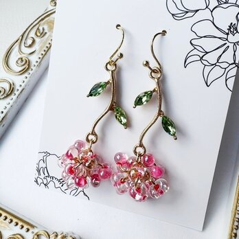 大人のチェコビーズ・1輪のプレゼントピアス1