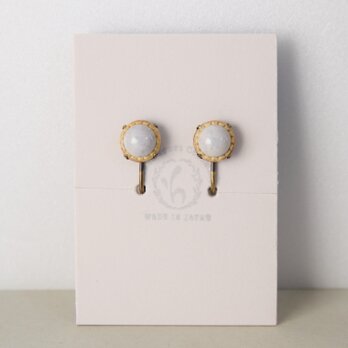 セラミックパールイヤリング