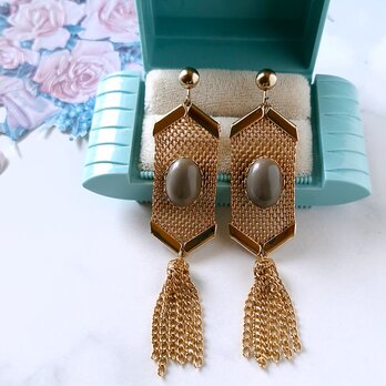 《Cerebrity》 mesh metal greige cabochon tassel セレブリティ ヴィンテージイヤリング