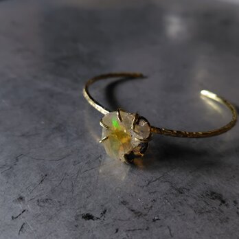 オパール原石真鍮バングル