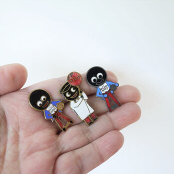 ROBERTSON ゴーリー人形3体　ピンブローチ ロバートソン＆サンズ社