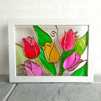 カラフルチューリップの額飾り　春の花暦フレームアート　ステンドグラス風