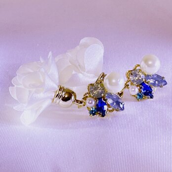 ビジュー付きフラワータッセルピアス♡