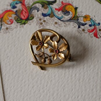 アールヌーヴォー　ゴールドプレート　アンティークブローチ　フランスアンティーク　ブロカントのある暮らし