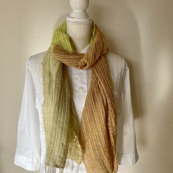シトラスカラーのストール