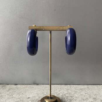 Vintage 80s-90s retro navy blue classical design hoop earring