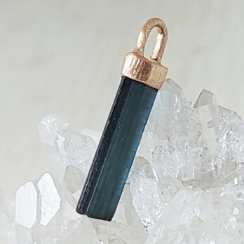 鉱物の表情＊Indigolite K18 top