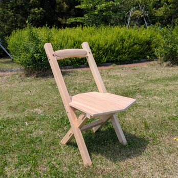【手彫り名入れ無料】ヒノキ木製折りたたみ椅子｜大人になっても使えるキッズチェア｜ 子どもイスギフト｜木製椅子