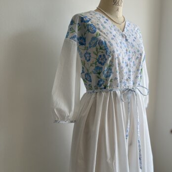 即発送 ♡ 4月のお花のお洋服：ミックスネモフィラ（ワンピース）