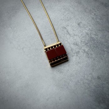 309 ヴィンテージ　ピエール・カルダン 赤のモダンネックレス