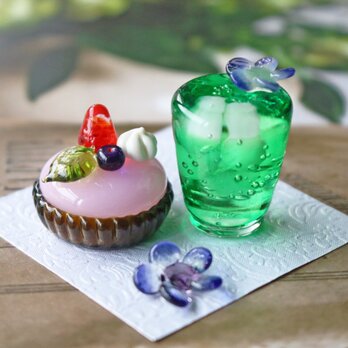 ガラスのメロンソーダとケーキセット★ガラスのミニチュア洋菓子店★