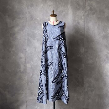 ワンピース 絞り浴衣をリメイク 露笹文様　one0007   / 古布 着物 着物リメイク kimono