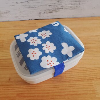 お弁当に！保冷剤ケース付きお弁当箱ゴムバンド ランチベルト  フラワー柄