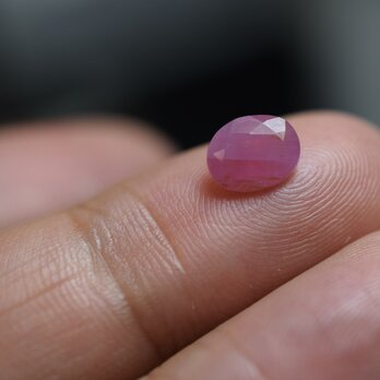 RS13-65 非加熱 1.04ct ミルキー 雫 撫子色 サファイア べドナム産 ルース