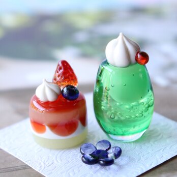 ガラスのクリームソーダとケーキセット★ガラスのミニチュア喫茶店★