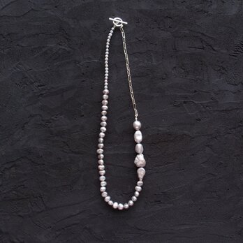 【SV】Baroque Pearl Asymmetry Necklace ／バロックパール 非対称 ネックレス（Gray）