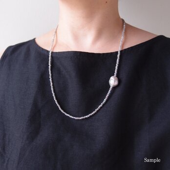 Coated Labradorite × Pearl Necklace／ラブラドライト×パール ワンポイントネックレス