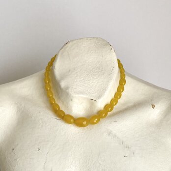 Vintage retro yellow beads necklace