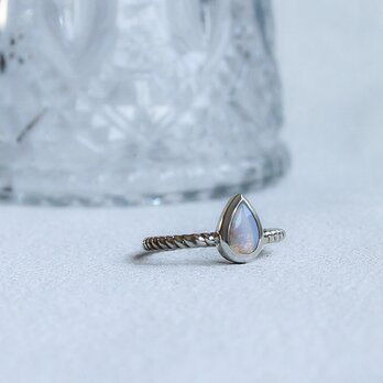 opal ring/size13