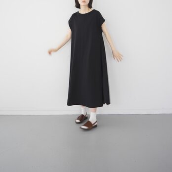 organic cotton flow one piece2026/black robe
