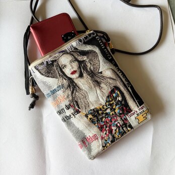 1点物　オランダ生地　スマホショルダー　WOMAN　柄　スマホ入れ　スマホポシェット