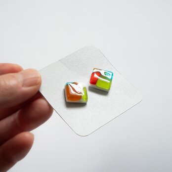 ザクザクピアス F