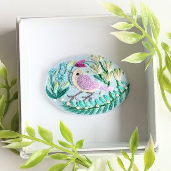 ことりと草花の刺繍ブローチ(botanical）#483