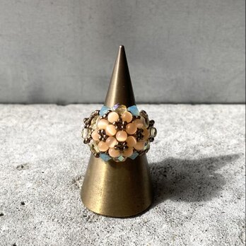 Vintage 00s retro botanical flower beads ring